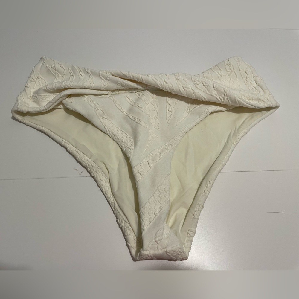 Devon Windsor Brand Women's Size Small Elsa Style Bikini Bottoms White Zebra
